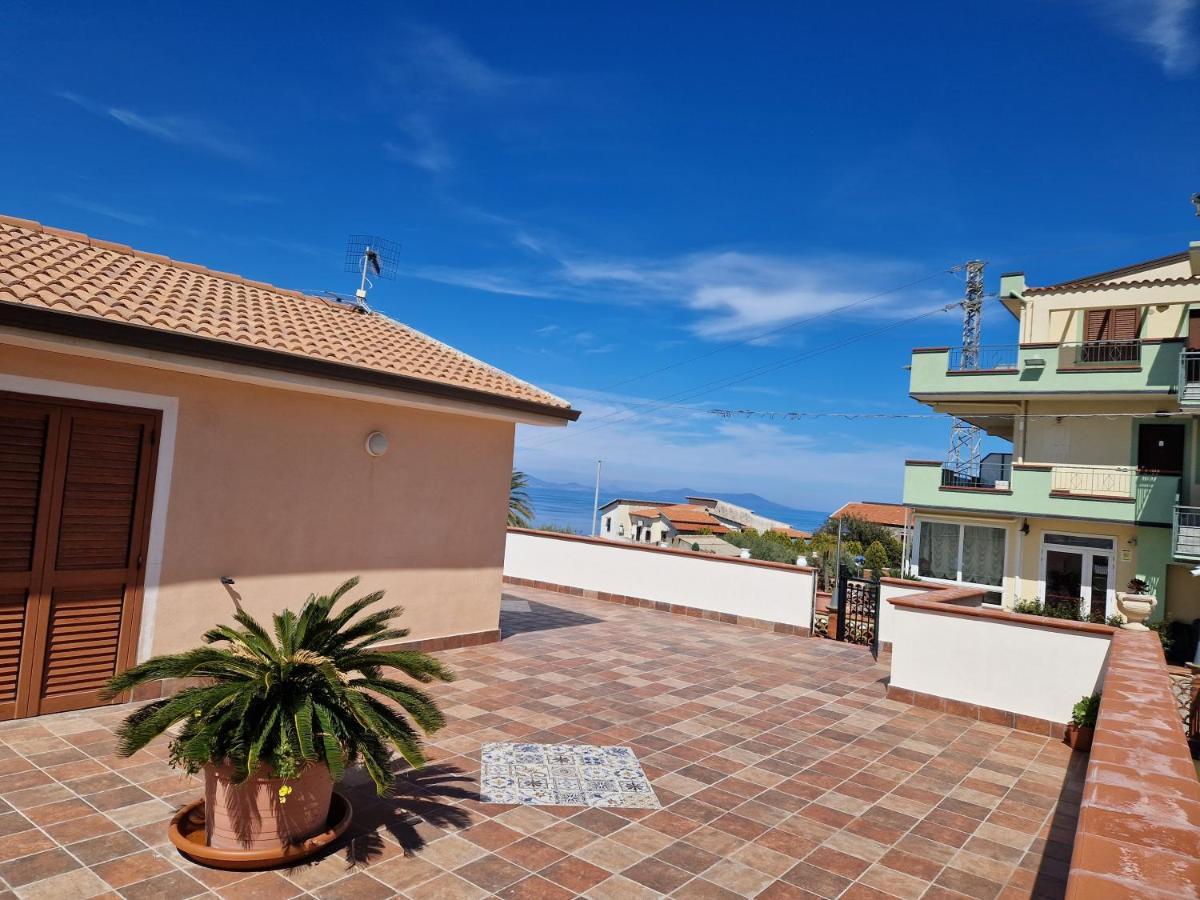 Franci E Aurora House Villa Capo dʼOrlando Exteriör bild